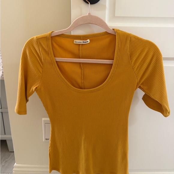 Reformation Tops - Reformation Mustard Yellow Short Sleeve Top